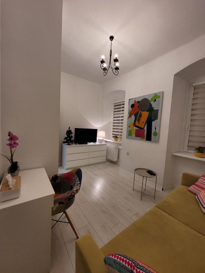Boleslaviaapartments - Apartament Antonella Болеславец Экстерьер фото